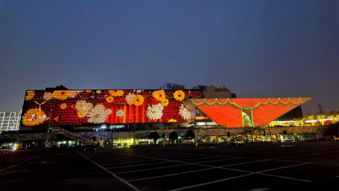 寸灘國際絲路花街建筑光影秀(圖7) 寸灘國際絲路花街建筑光影秀(圖7)